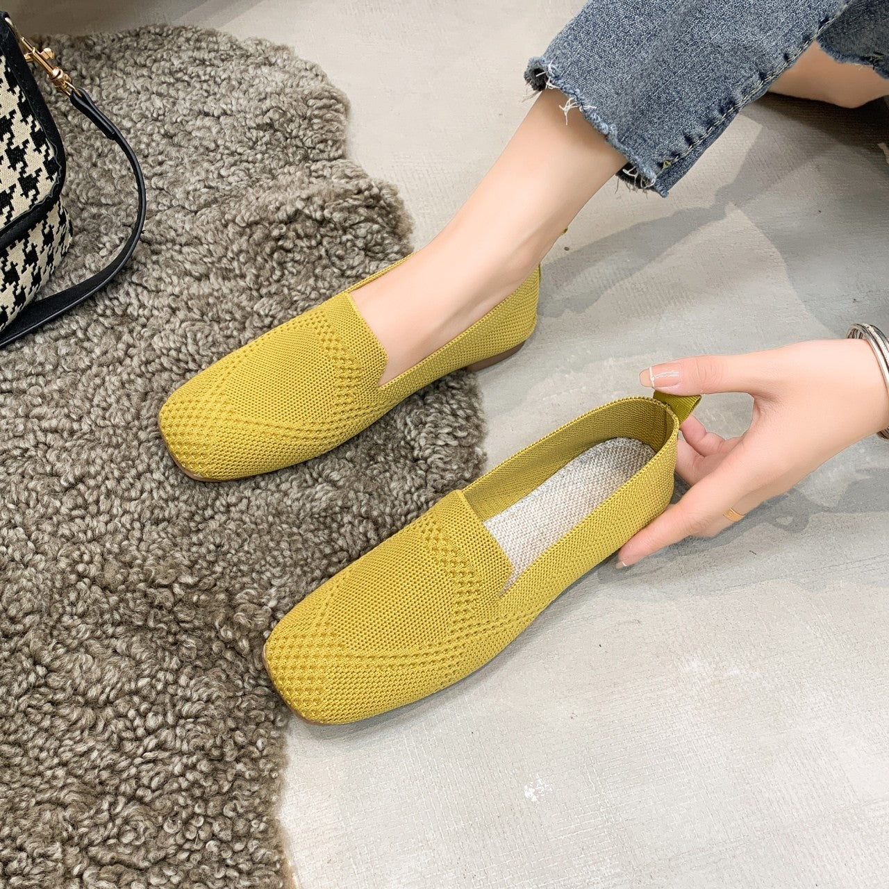 Womens Lightweight Breathable Slip-On Sneakers – Comfortable Casual Footwear for Everyday Wear 13