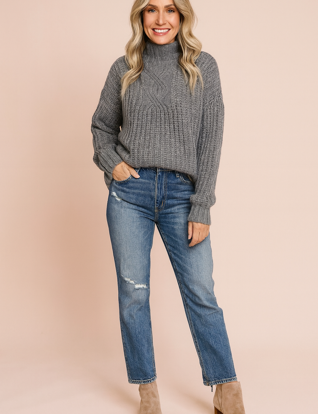 Alicja | Cable-knit turtleneck sweater 3