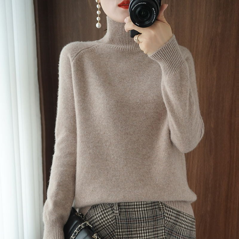 Karolina | Classic-cut turtleneck sweater 4