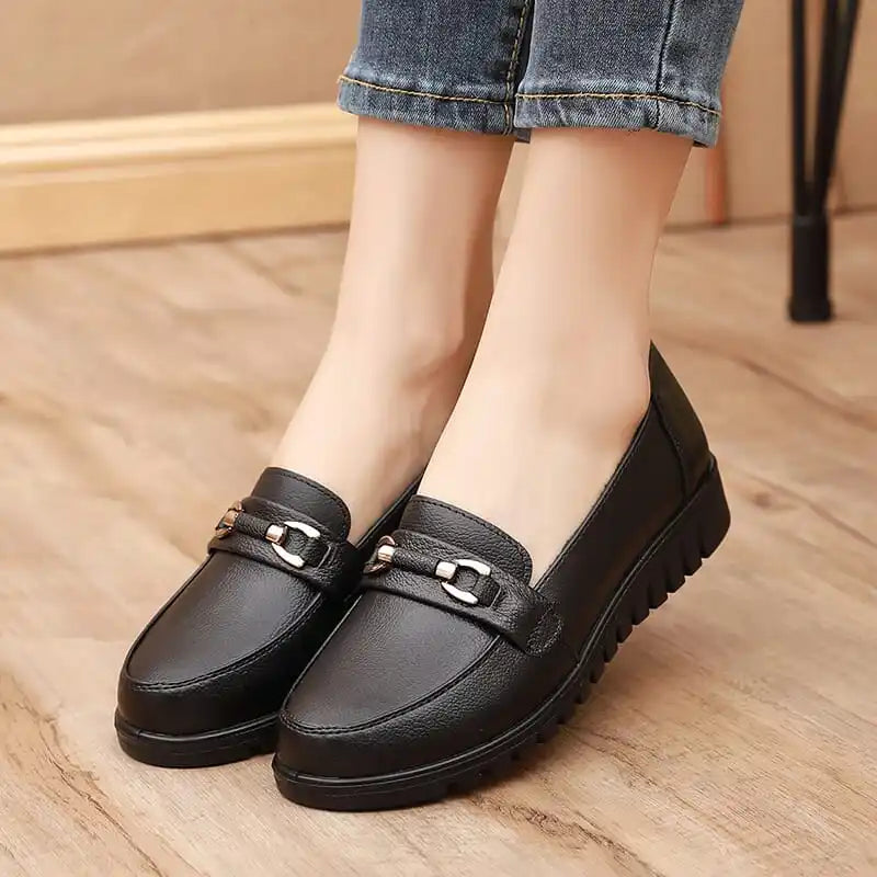 Women's Comfortable Black Ballet Flats Round Toe Faux Leather 0