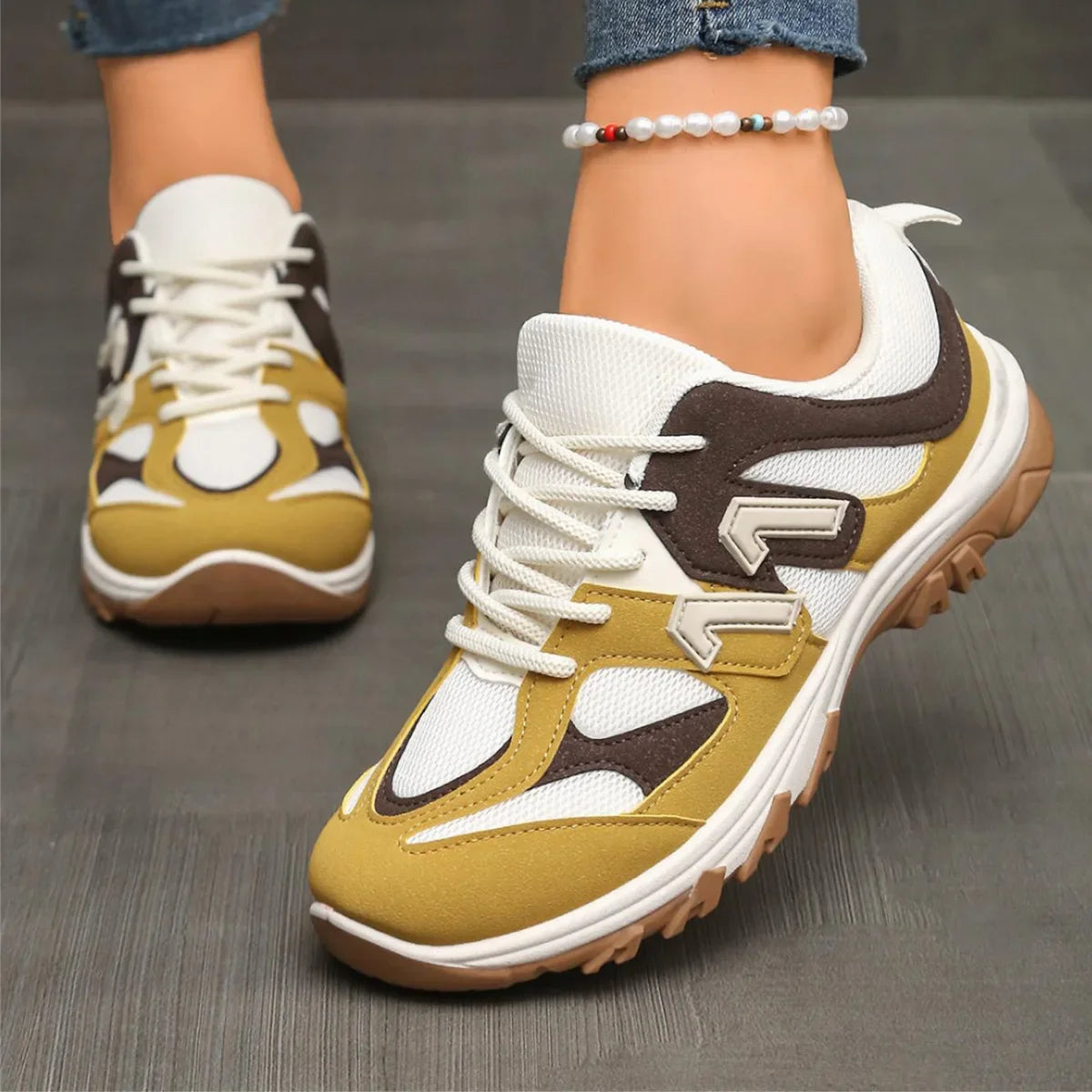 Women's Lace-Up Sneakers Comfortable Thick Sole Synthetic 0