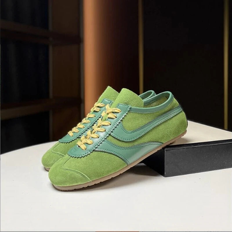 Women's Retro Lace-Up Sneakers Comfortable Synthetic 10