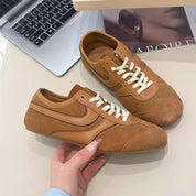 Women's Retro Lace-Up Sneakers Comfortable Synthetic 9